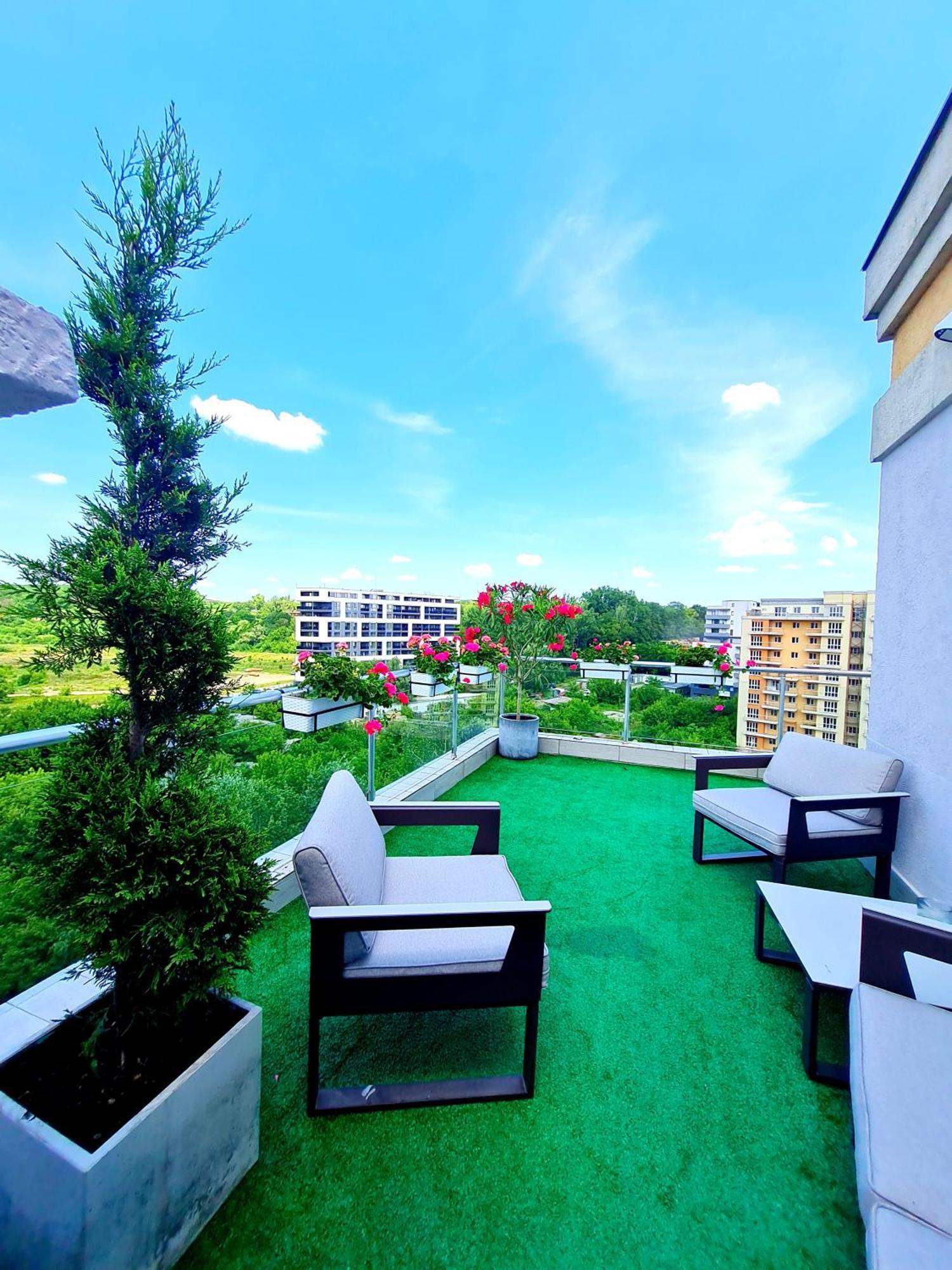 Penthouse View Aeroport Iasi 2 Apartment Exterior photo