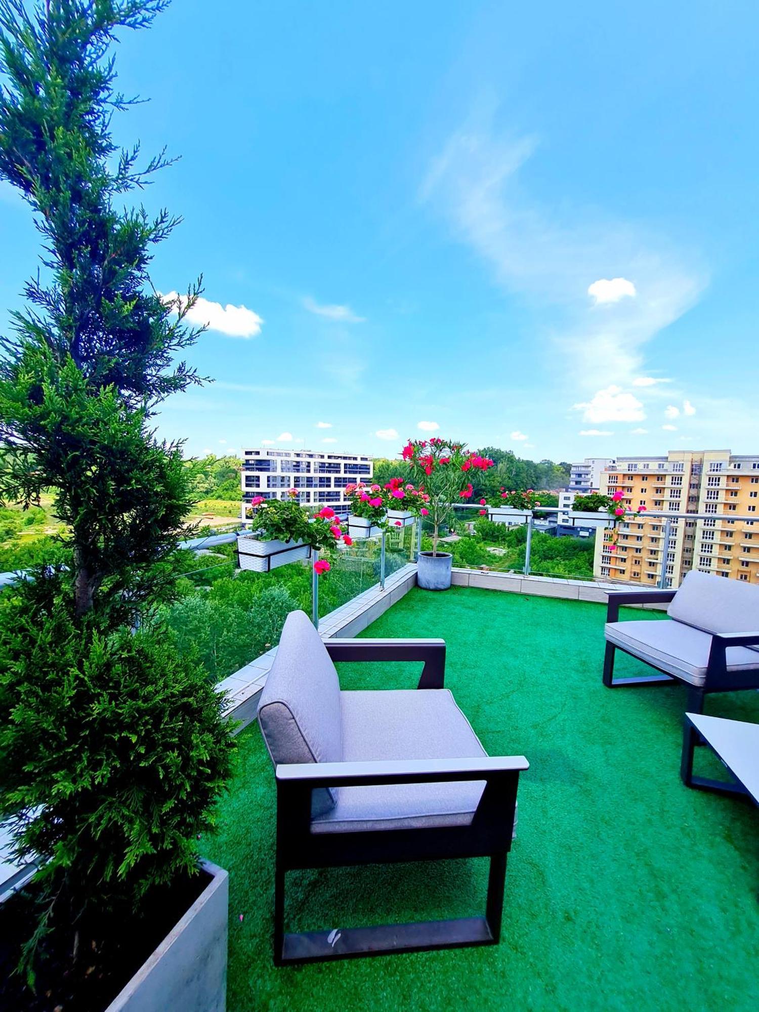 Penthouse View Aeroport Iasi 2 Apartment Exterior photo
